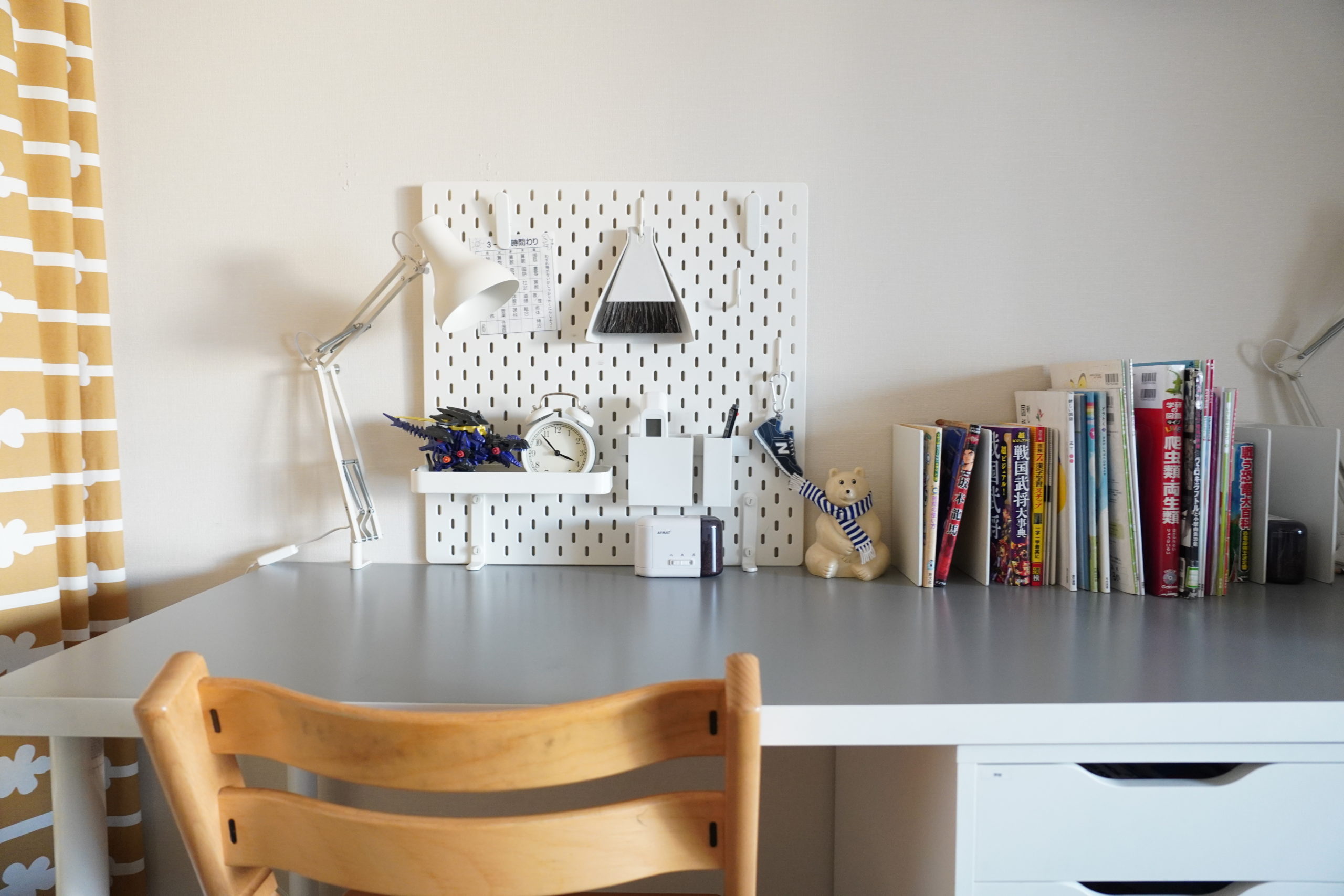 IKEA×無印良品】学習机を快適にするアイデア６つ | 北欧テイストのシンプルすっきり暮らし